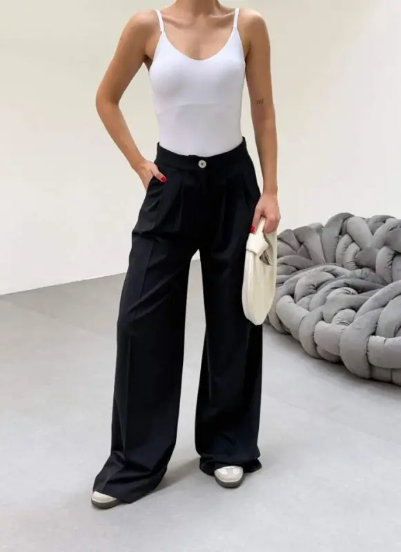 230 Gr Poly Viscose Full Lycra Pleated Palazzo Pants - 3