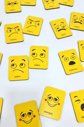 24 Pieces Wooden Yellow Feelings Matching Cards Puzzle Game Cards-Yellow - METAFORTOYS (1)