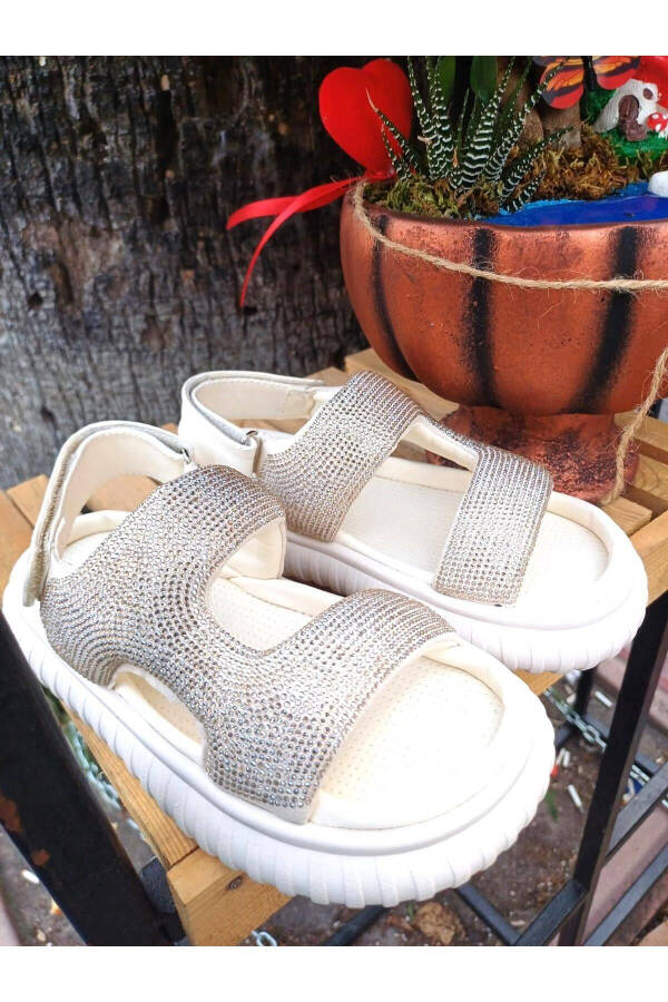 24y652 Kız Çocuk Ultra Hafif Anatomik Taban Taşlı Sandalet-J - 9