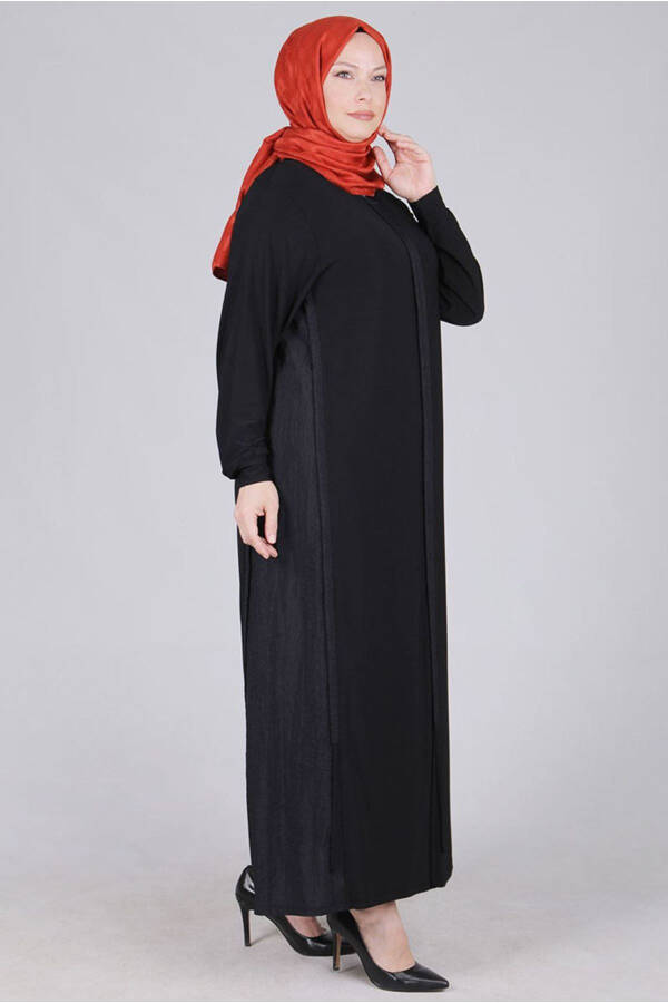 24Y7517 - BLACK - Plus Size Modest Sandy Dress - 18