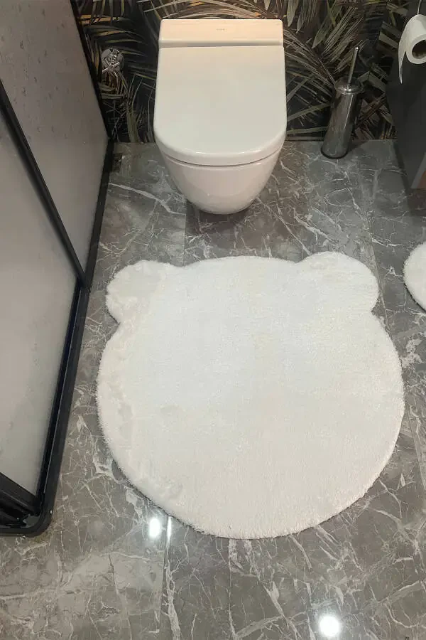 2L Cute Bear Figurine Post Bath Set Toilet Set 80x80 and 100x100 - 3