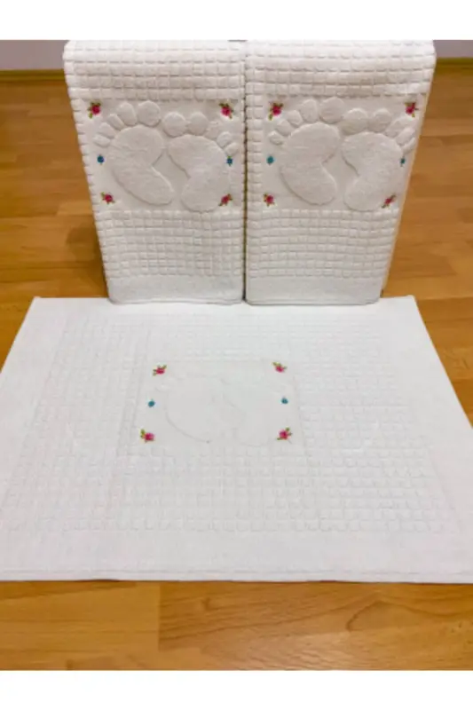 3 Adet Krem Nakışlı Ayak Havlusu %100 Pamuk Ölçü: 50x70 - KREM - 3