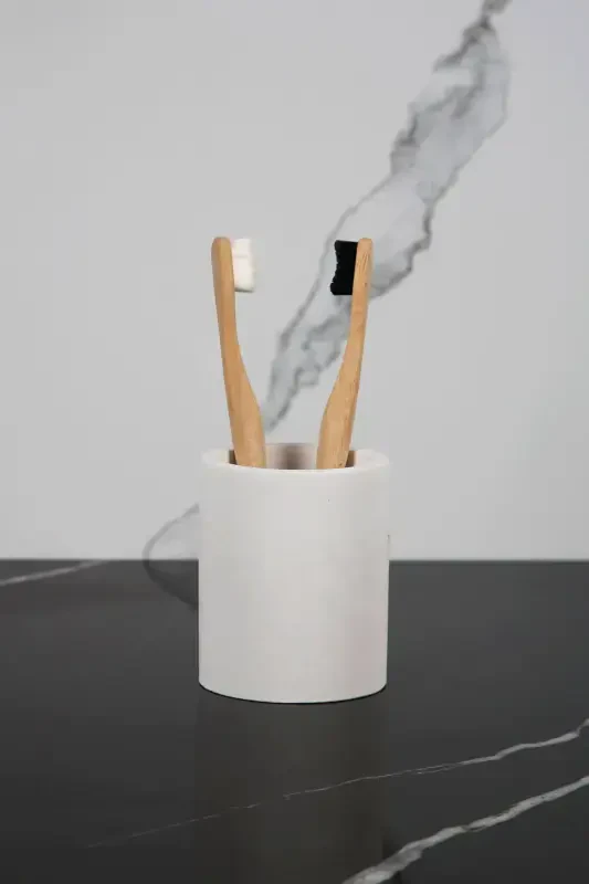 3 Parça Mermer Desenli Beton Banyo Seti Sıvı Sabunluk Diş Fırçalık Sunum Tepsisi-Beyaz - 2