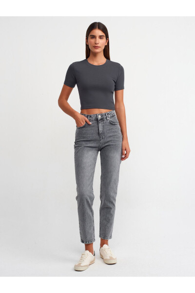 30124 Crop T-shirt - Anthracite - 11