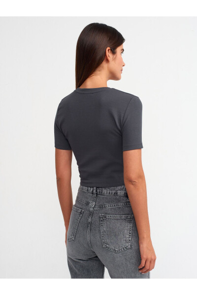 30124 Crop T-shirt - Anthracite - DILVIN (1)