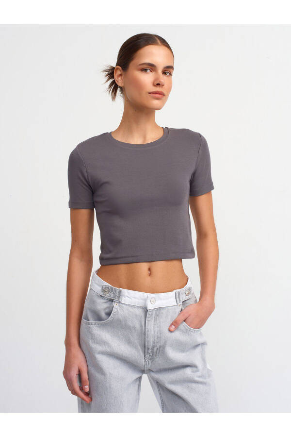 30124 Crop T-shirt - Charcoal - 13