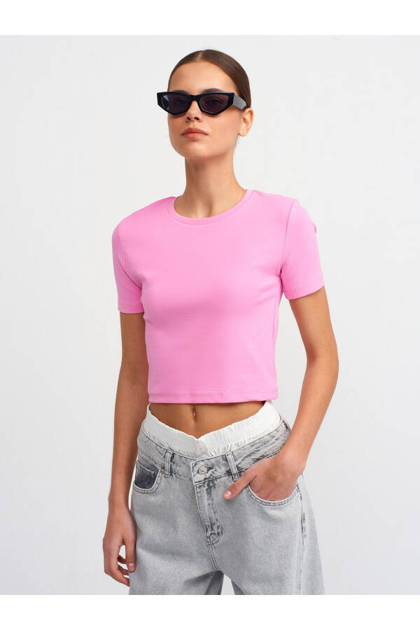 30124 Crop T-shirt - Pink - 5