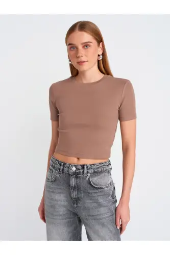 30124 Crop T-Shirt-Vizon-Vizon 