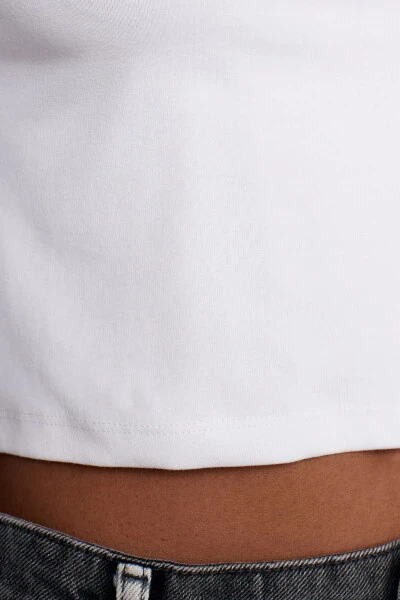 30124 Crop T-shirt - White - 4