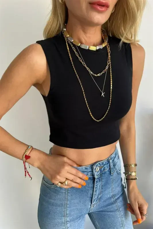 30125 Crop Top-black-Black - DILVIN