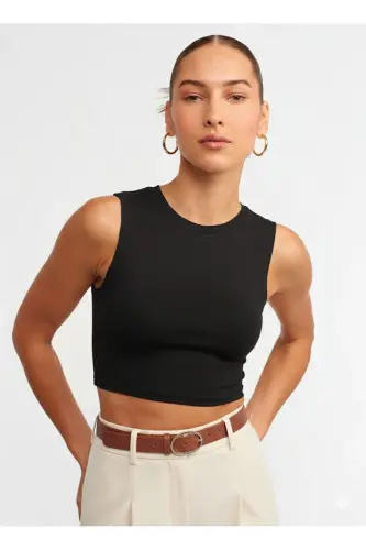 30125 Crop Top_BLACK - BLACK 