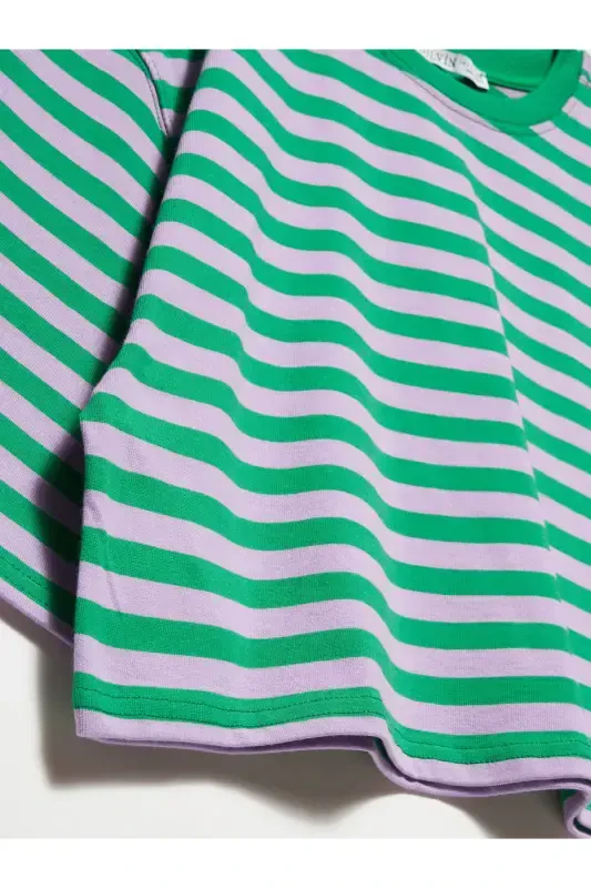 30282 Crop Crew Neck T-Shirt-Green-Green - 3