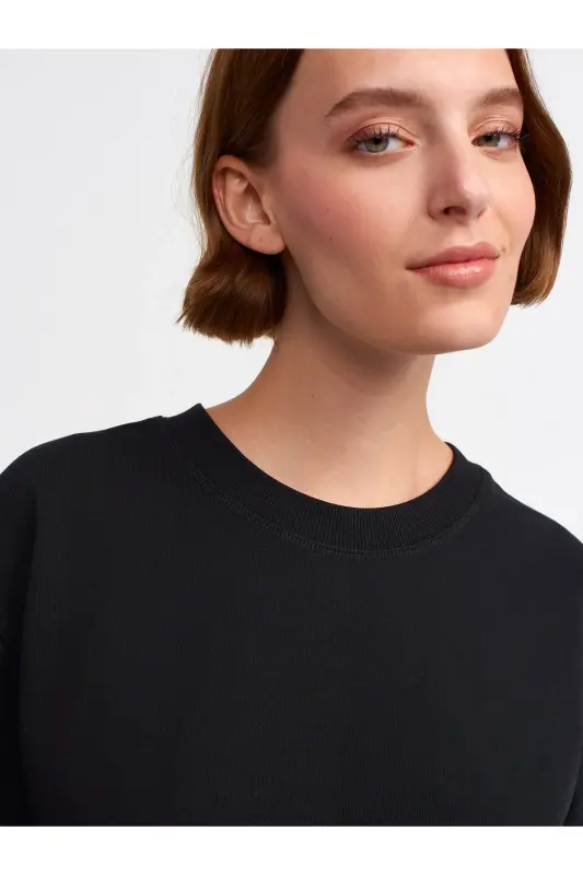 30312 Decorative Stitched Crew Neck T-Shirt - BLACK-BLACK (BLACK) - 4