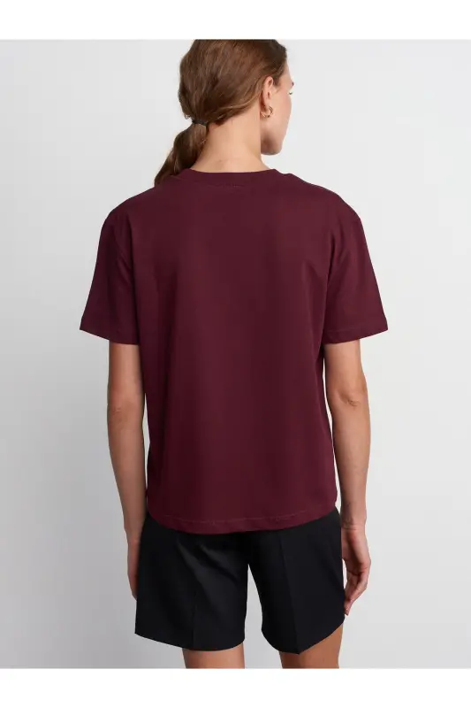 30312 Dekorativ tikuvli velosiped yoqali futbolka-Bordo-Bordo - 2