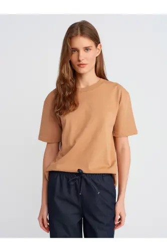 30312 %100 Pamuk Bisiklet Yaka T-Shirt-Karamel - KARAMEL 