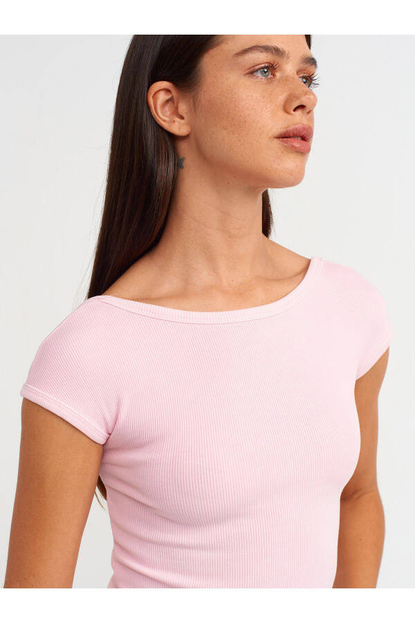 30419 Sırt Detaylı Soluk Efektli T-shirt-Açık Pembe-Açık Pembe - 4