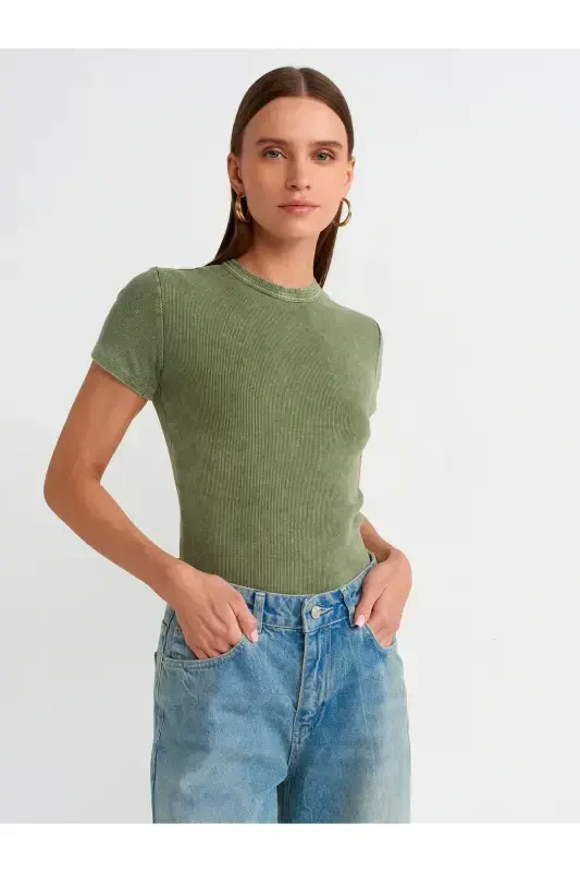 30457 Washed Effect T-shirt-Green-Green - DILVIN