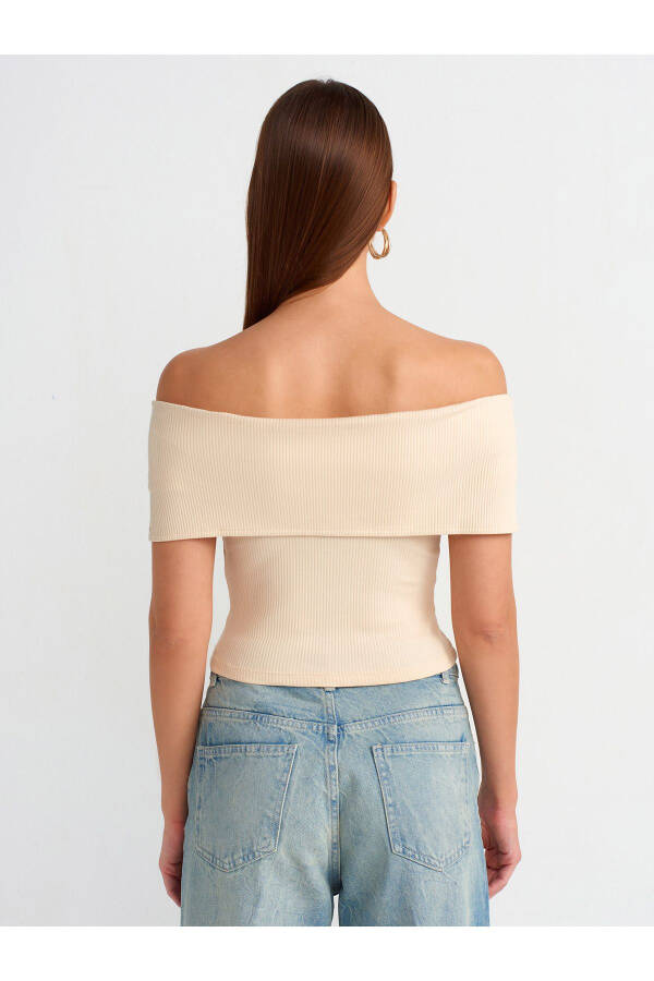 30748 Omuzları Açık Fermuar Detaylı Top-Bej-Bej - 6