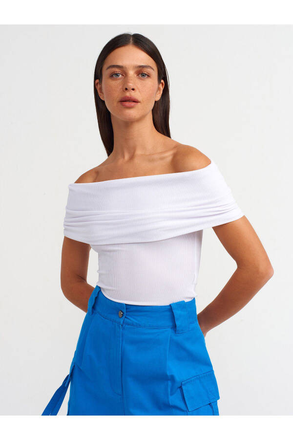 30851 Off-Shoulder Blouse - White - 3