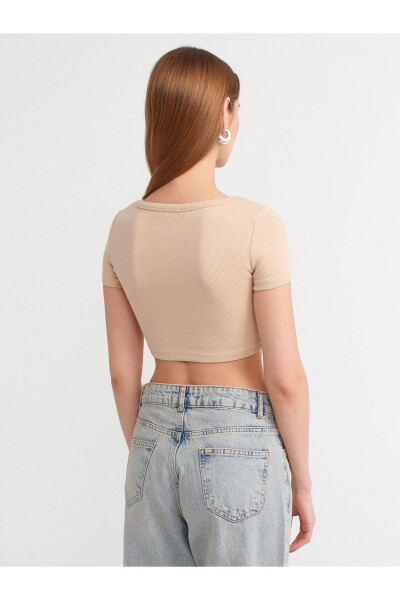 30876 Short Sleeve Crop Top - Light Beige - 2