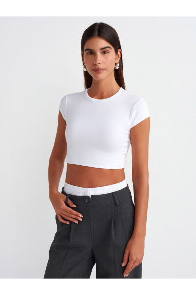 30936 Vücuda Oturan Crop Top-Beyaz - Beyaz 