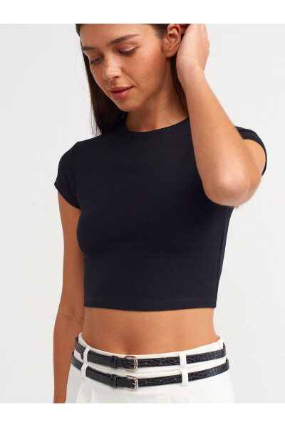 30936 Vücuda Oturan Crop Top-Siyah - Siyah 