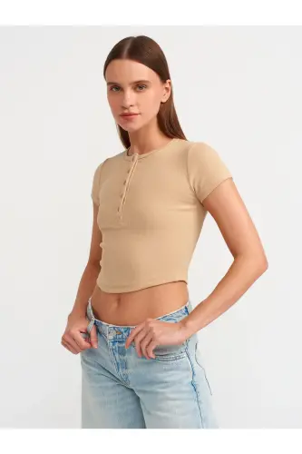30938 Button Detailed Crop Top-Beige - Beige 