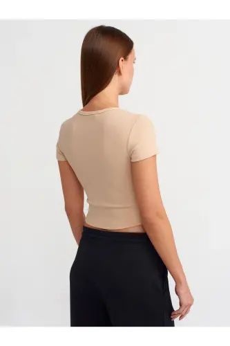 30938 Düğme Detaylı Crop Top-Açık Bej-Açık Bej - DILVIN (1)