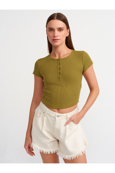 30938 Düğme Detaylı Crop Top-Haki-Haki 
