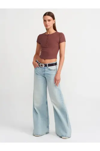 30938 Düğme Detaylı Crop Top-Kahve-Kahve - 1