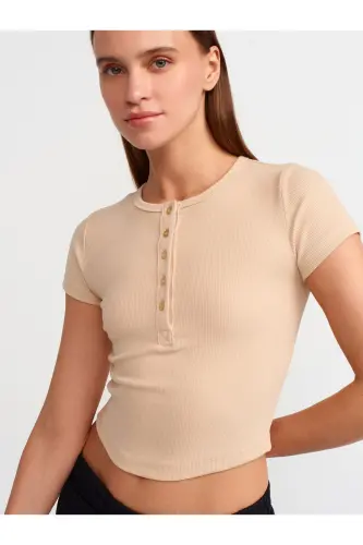 30938 Tugmacha detallari bilan Crop Top-Ochiq bej-Ochiq bej - 4