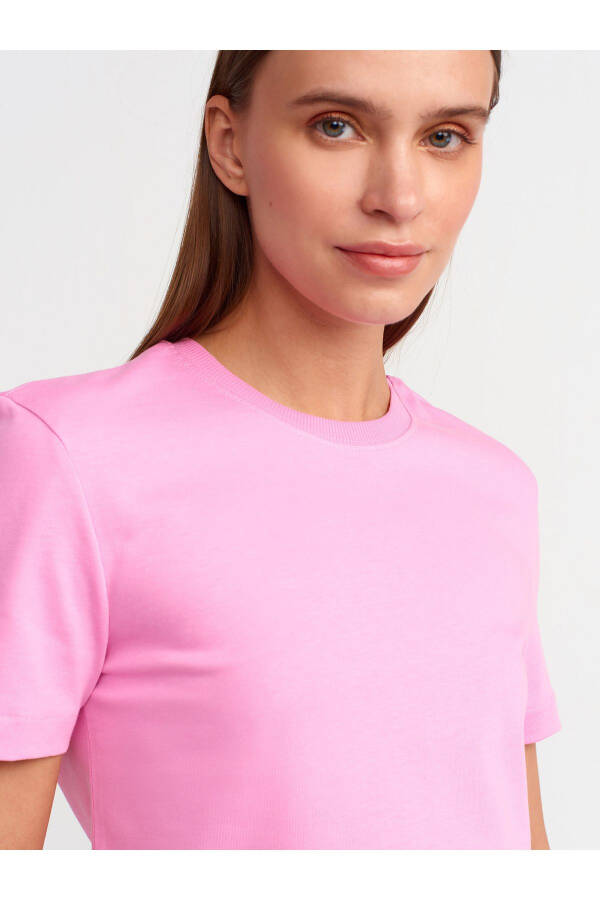 31069 Pamuklu Bisiklet Yaka T-shirt- Pembe-Pembe - 11