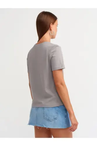 31069 Pamuklu Bisiklet Yaka T-shirt- Gri-Gri - DILVIN (1)