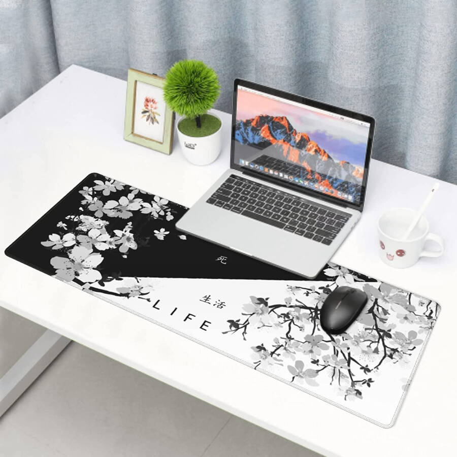 31.5 x 11.8 inç XL boyutta, Japon sanat tarzı Sakura tasarımına sahip, geniş, kaymaz kauçuk tabanlı, kenarları dikilmiş oyun mousepad'i. - 8