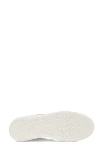 323544.Z 5FX White Women's Sneaker - 6