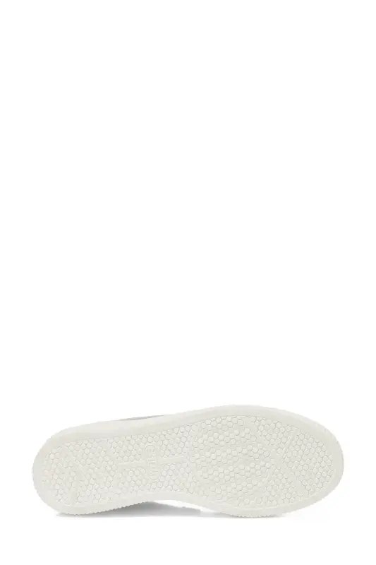 323544.Z 5FX White Women's Sneaker - 6