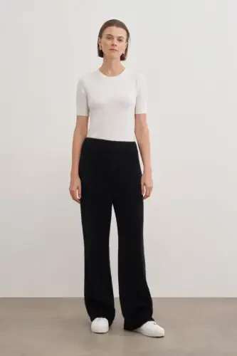 3241111 Pantolon - AKER (1)