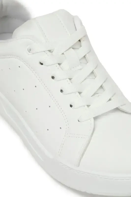 325523.Z 5FX White Women's Sneaker-White - 7