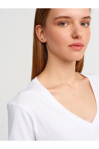 3470 V Yaka Basic T-Shirt-Beyaz - Beyaz - DILVIN (1)