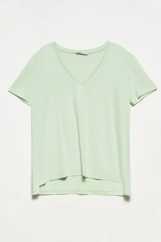 3470 V Yoqali Basic T-Shirt-Chag'la-Chag'la - DILVIN