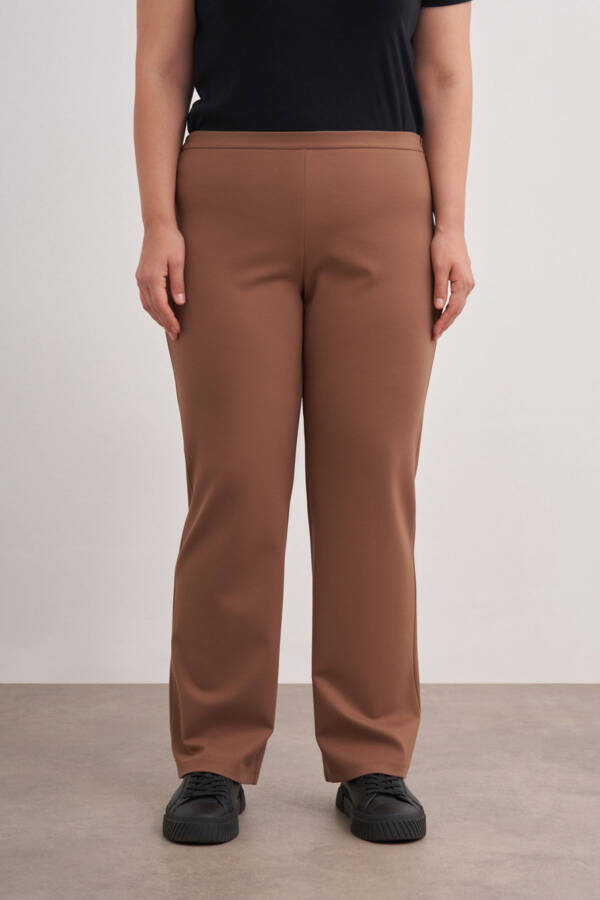 3648112 Knitted Relaxed Fit Trousers - 2