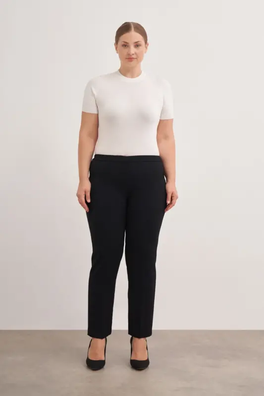 3657112 Pants - AKER