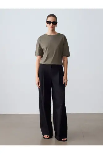 3683 Basic T-Shirt-Haki-haki(asker yeşili) - DILVIN (1)