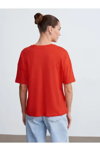 3683 Bicycle Neck Basic T-shirt - Red - DILVIN (1)