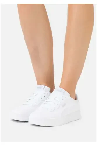 380147 Skye Clean Women's Sneakers - 6