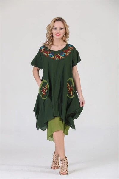 3815 Katta-katta qisqa yengli paxtadan tikilgan o'zbek milliy libos, katta o'lcham, kanaviçe bilan bezatilgan yubka - 11