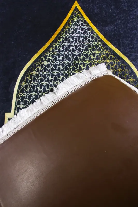 3cm Thick Sponge Soft Prayer Rug Washable Dowry Gift Prayer Mat Foldable (70X120CM)-BLACK GOLD MOSQUE - 9