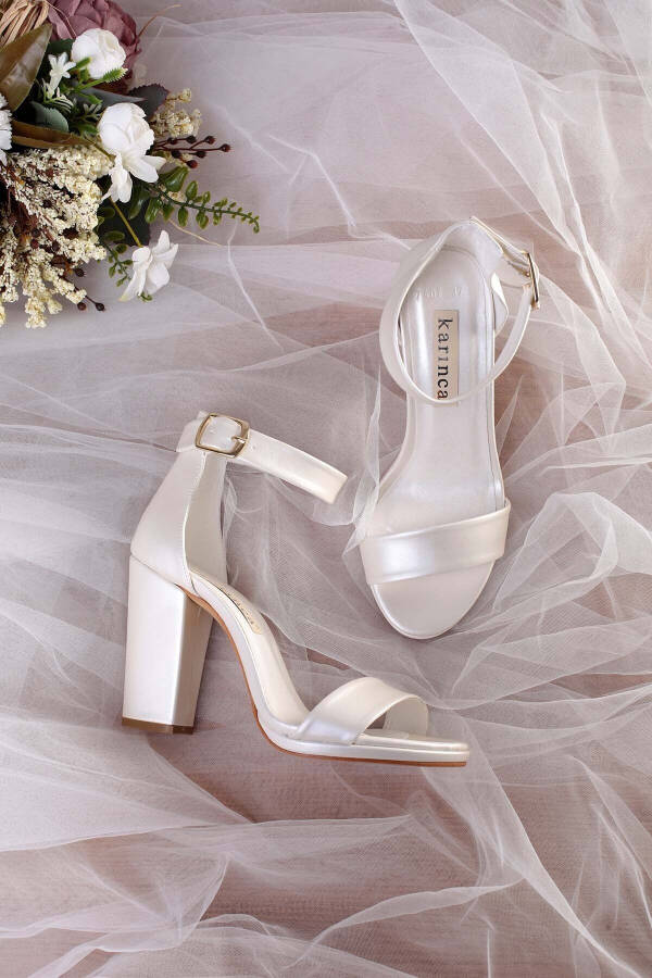 4-97407 10cm Single Strap Bridal Shoes - 6