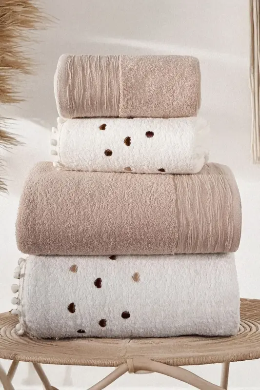 4-Pack Heart-Shaped Pompom Bath & Hair Towel Set - H - MISS PARIS HOME