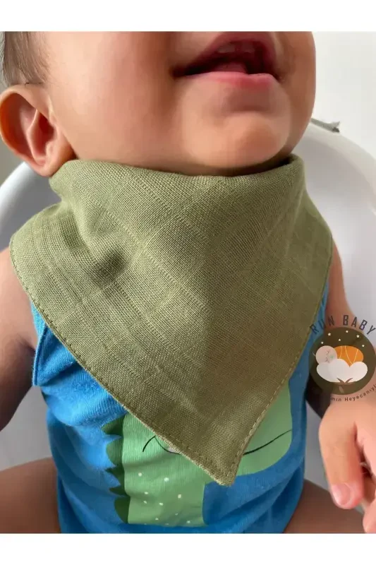 (4 Pcs) Muslin Fabric Two Snap Baby Bib & Scarf - 7